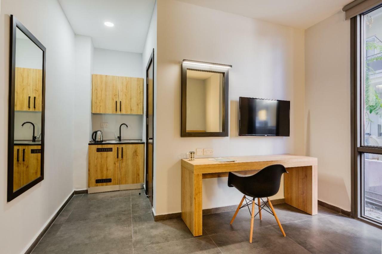 G Suites Luxury Rentals Nikósie Exteriér fotografie